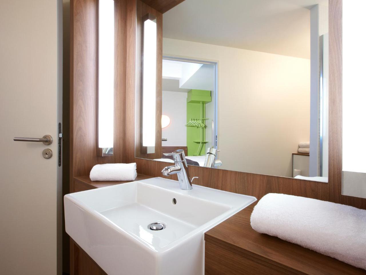Campanile Tours Nord Hotel Екстериор снимка